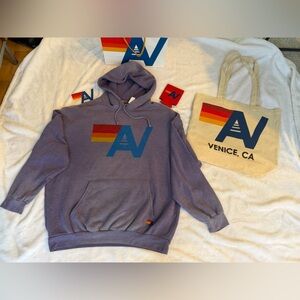 - NWT Aviator Nation Relaxed logo Pullover Hoodie faded Grape Large   & Tote